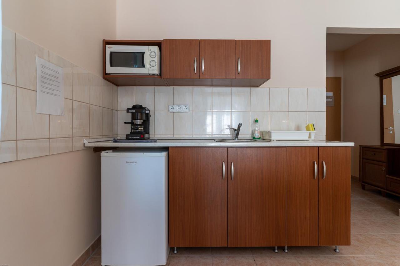 Izabella Panzio Hajduszoboszlo Exterior foto